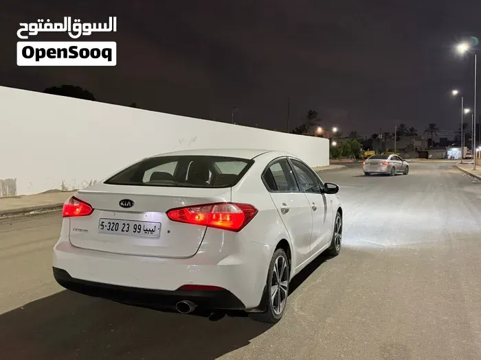 Kia Forte 2014 photo 4