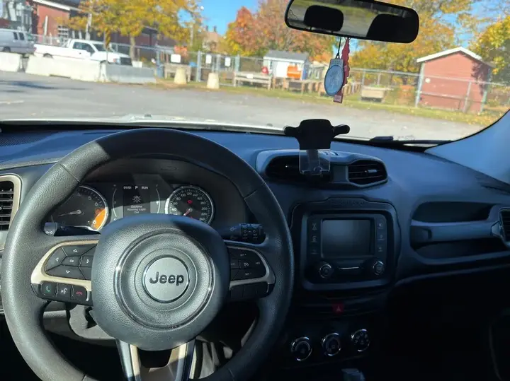 Jeep Renegade 2016 photo 3