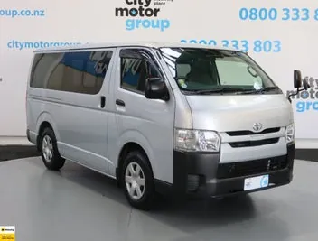 Toyota Hiace 2019 photo 2