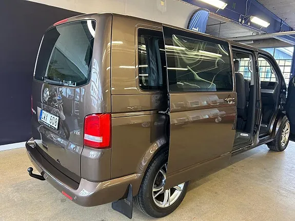 Volkswagen Multivan 2012 photo 5
