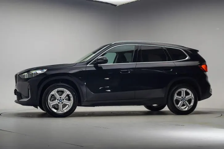 BMW X1 2023 photo 2