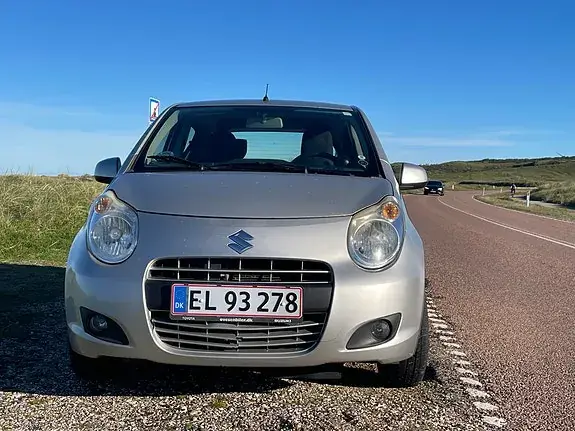 Suzuki Alto 2011 photo 2
