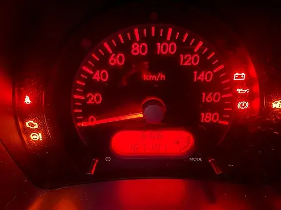 Suzuki Alto 2011 photo 5