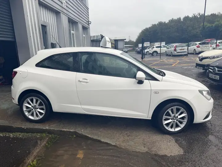 Seat Ibiza 2014 photo 5