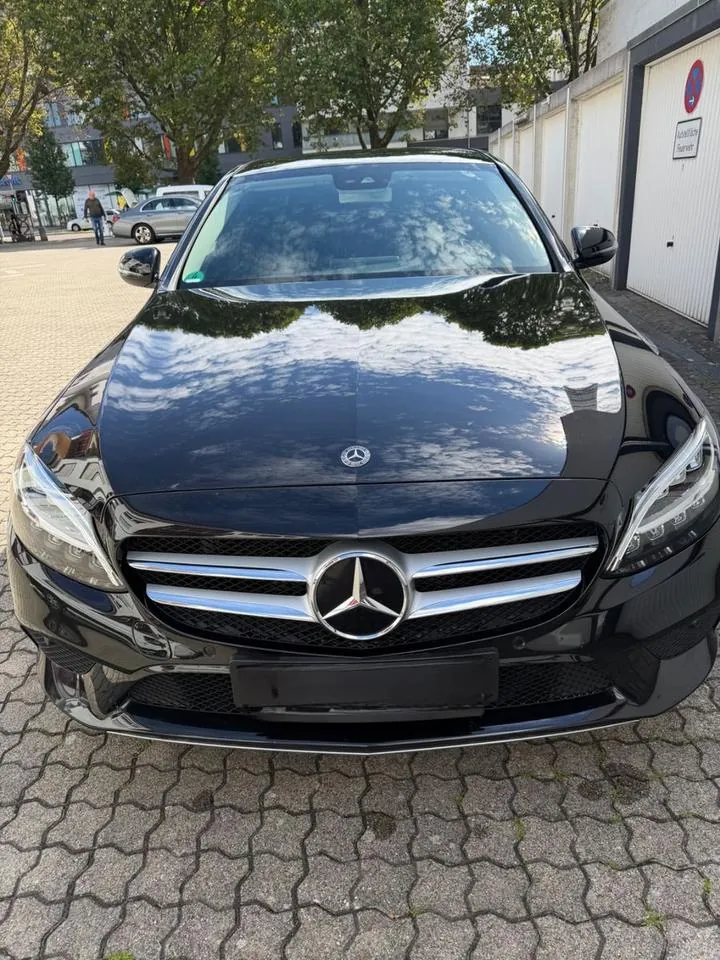 Mercedes-Benz C 180