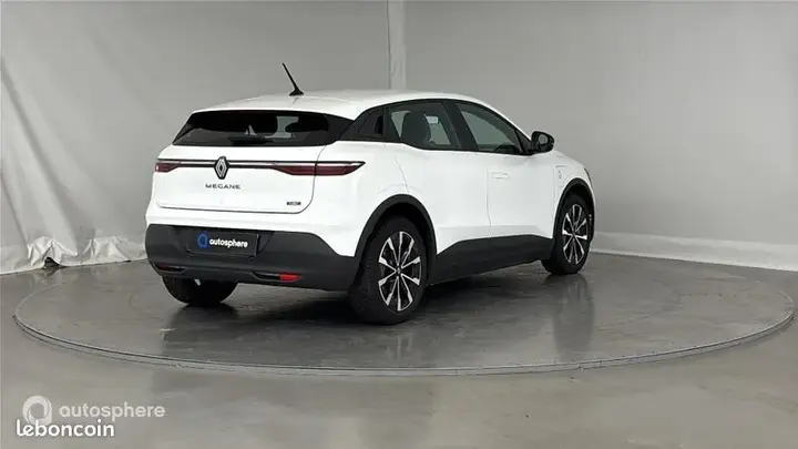 Renault Megane 2023 photo 5