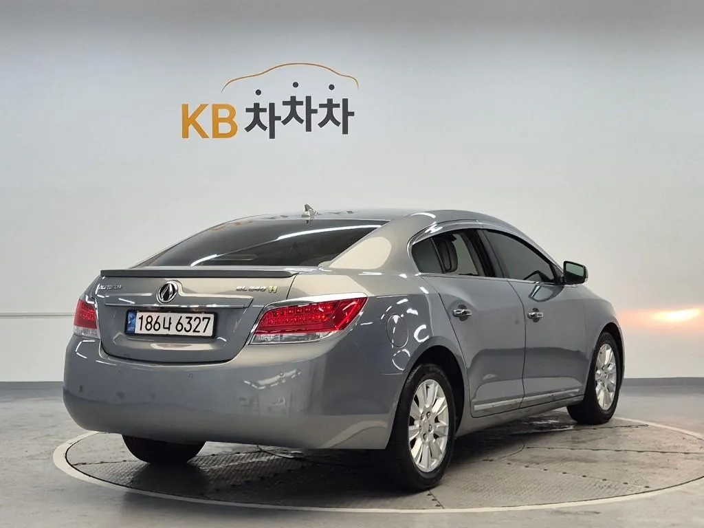 Chevrolet Epica 2012 photo 3