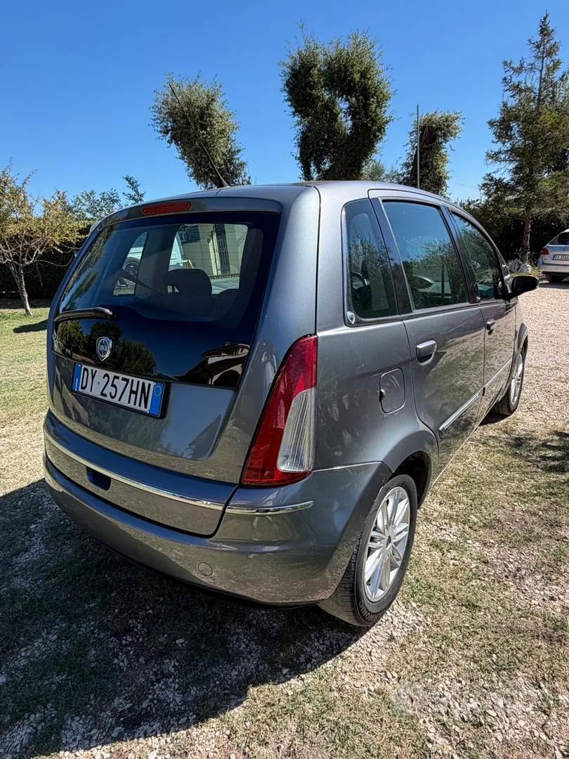 Lancia Musa 2008 photo 5