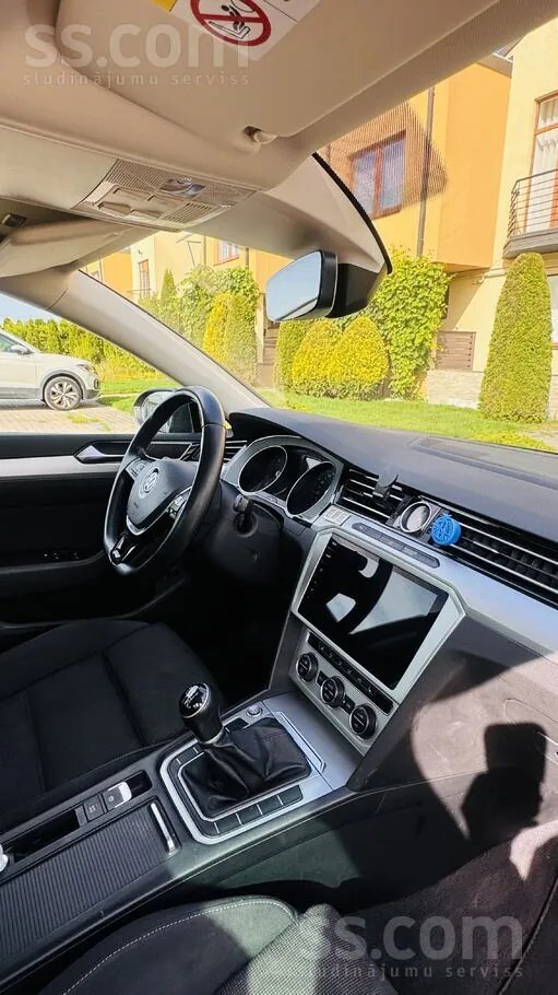 Volkswagen Passat 2018 photo 4