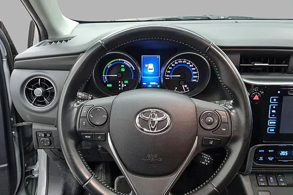 Toyota Auris 2018 photo 5