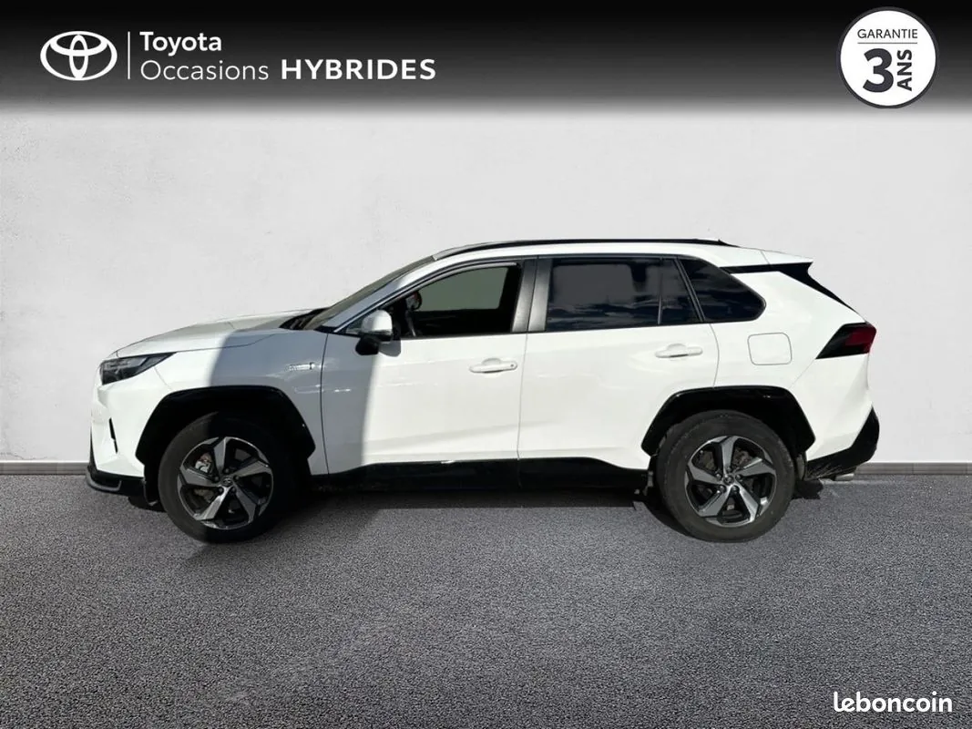 Toyota Rav4 2024 photo 3