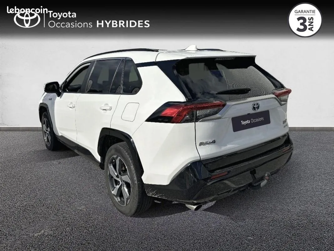Toyota Rav4 2024 photo 2
