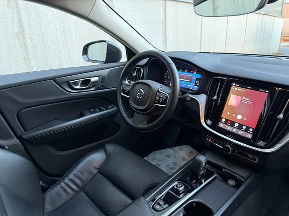 Volvo V60 Cross Country 2023 photo 4