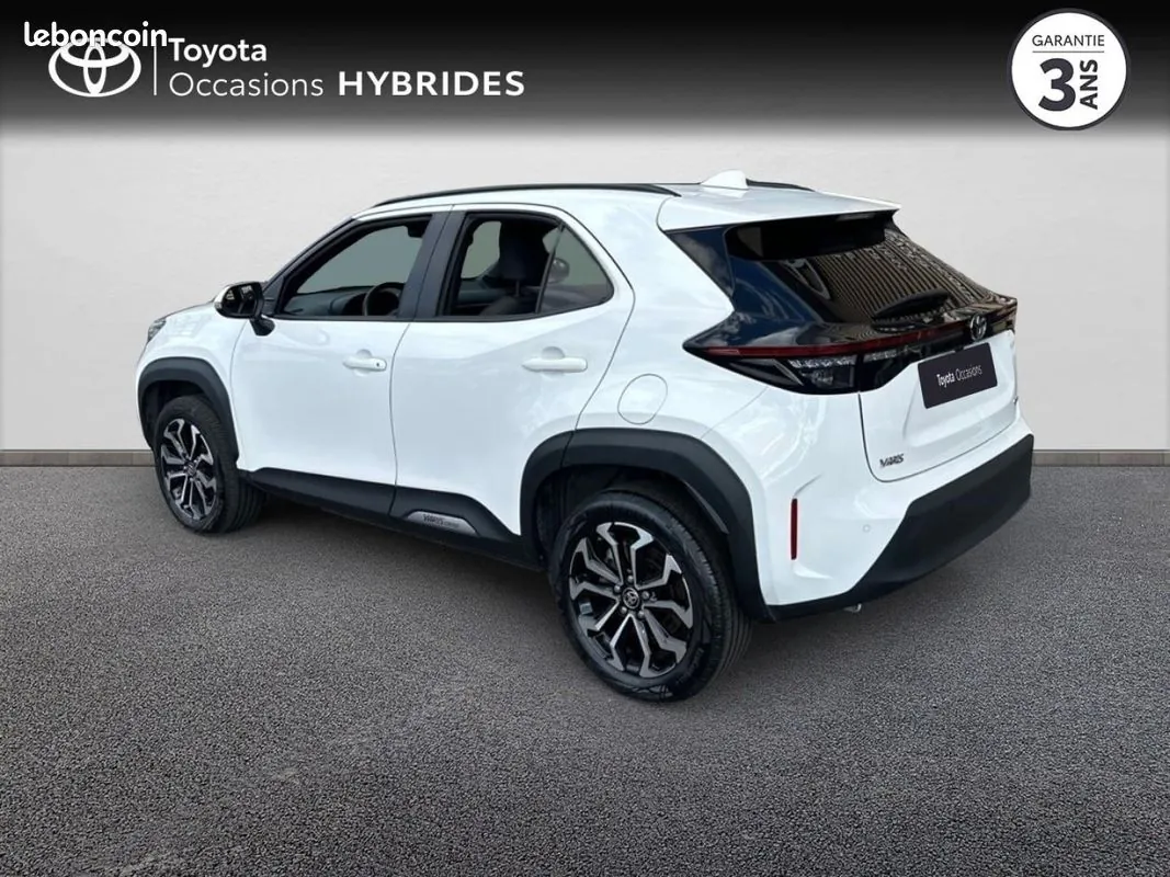 Toyota Yaris Cross 2025 photo 2