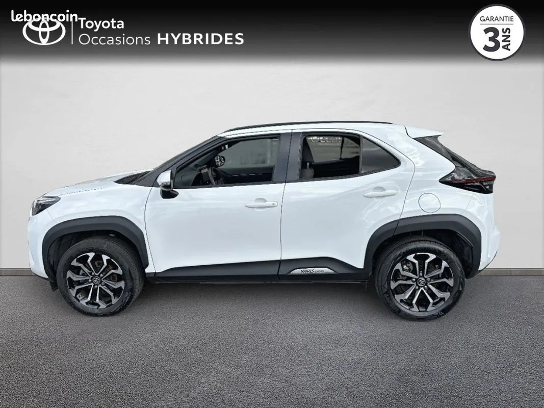 Toyota Yaris Cross 2025 photo 3