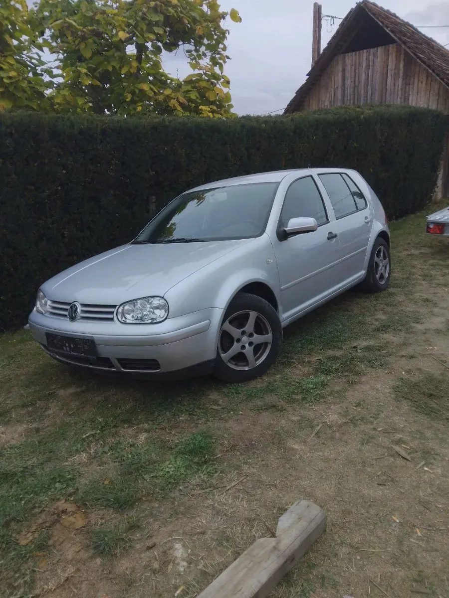 Volkswagen Golf 2001 photo 3