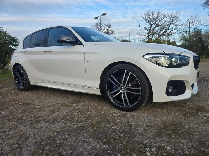 BMW 1 Series 2019 photo 2