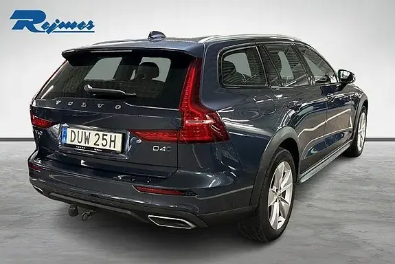Volvo V60 Cross Country 2021 photo 4