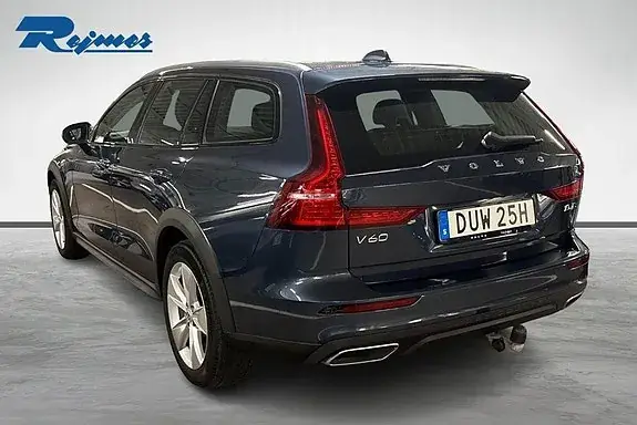 Volvo V60 Cross Country 2021 photo 3
