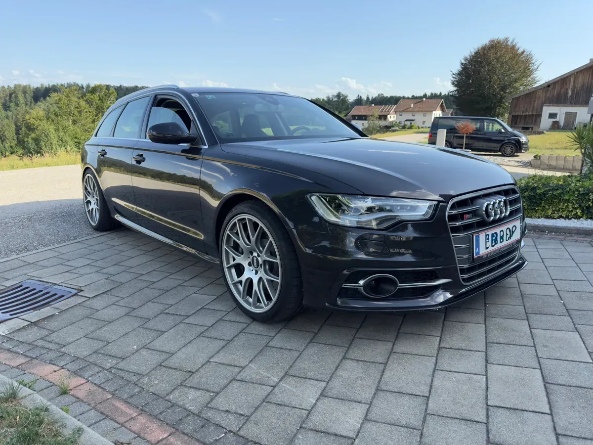 Audi A6 2012 photo 3