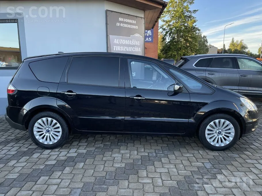 Ford S-Max 2009 photo 2