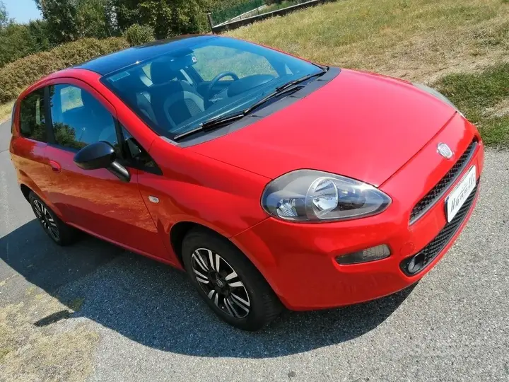 Fiat Punto 2012 photo 5