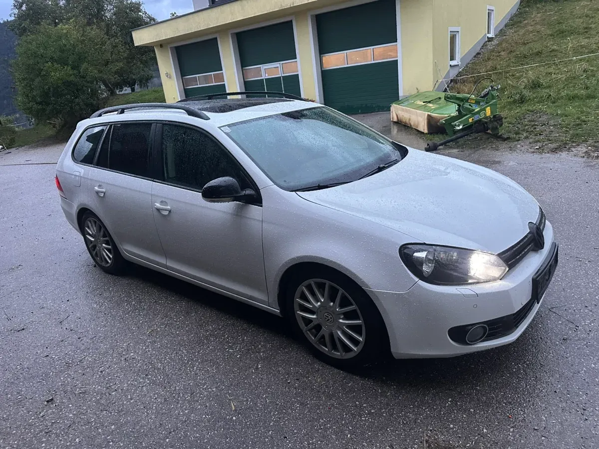 Volkswagen Golf 2013 photo 2