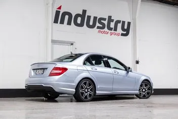 Mercedes-Benz C 250 2013 photo 3