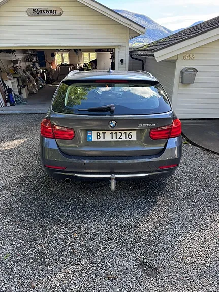 BMW 320D 2014 photo 2