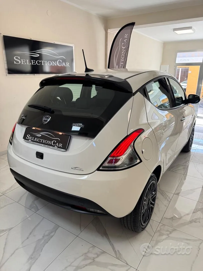 Lancia Ypsilon 2023 photo 5