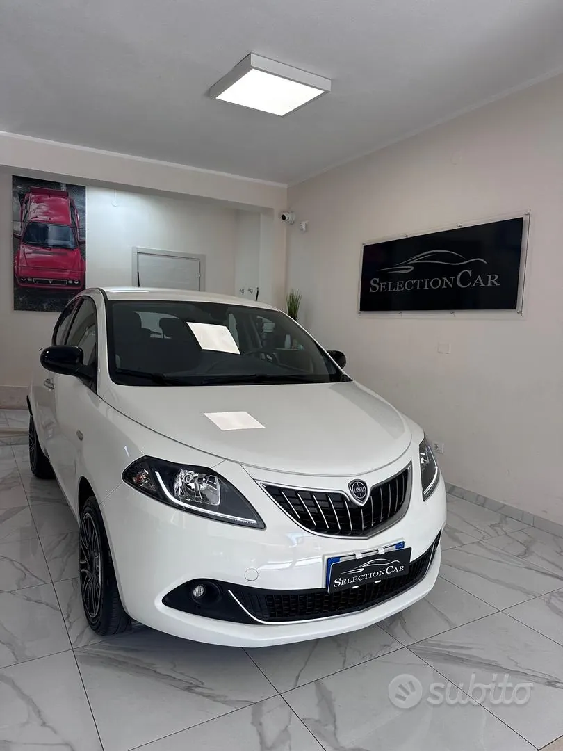 Lancia Ypsilon 2023 photo 4
