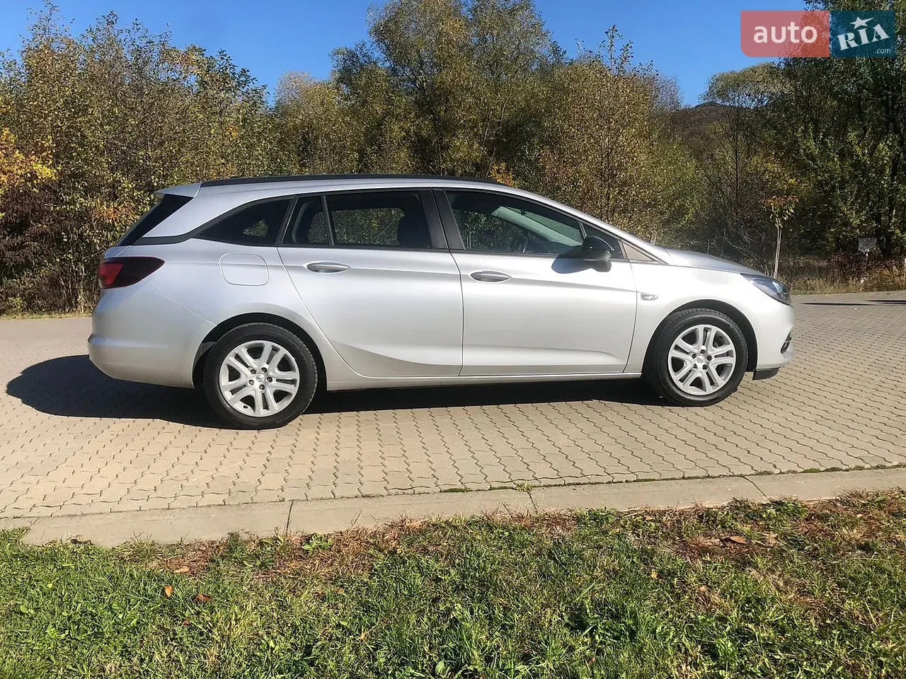 Opel Astra 2022 photo 3