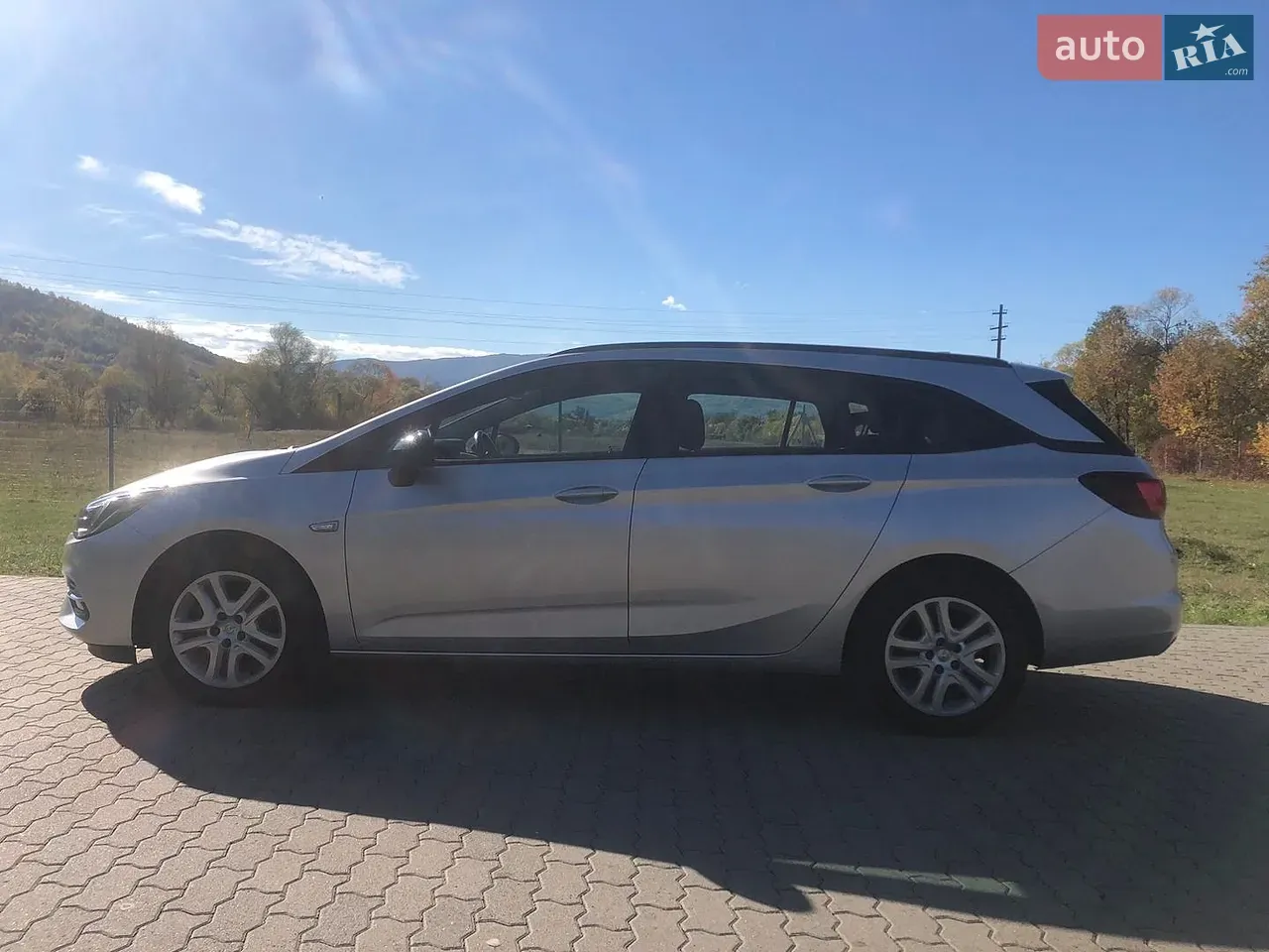 Opel Astra 2022 photo 4