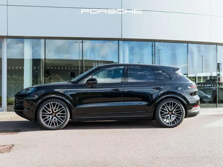 Porsche Cayenne photo 4