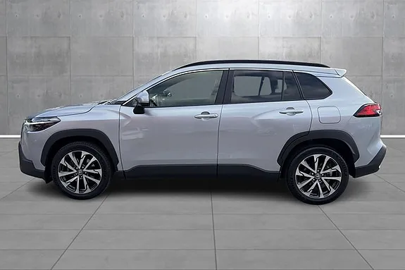 Toyota Corolla Cross 2023 photo 2