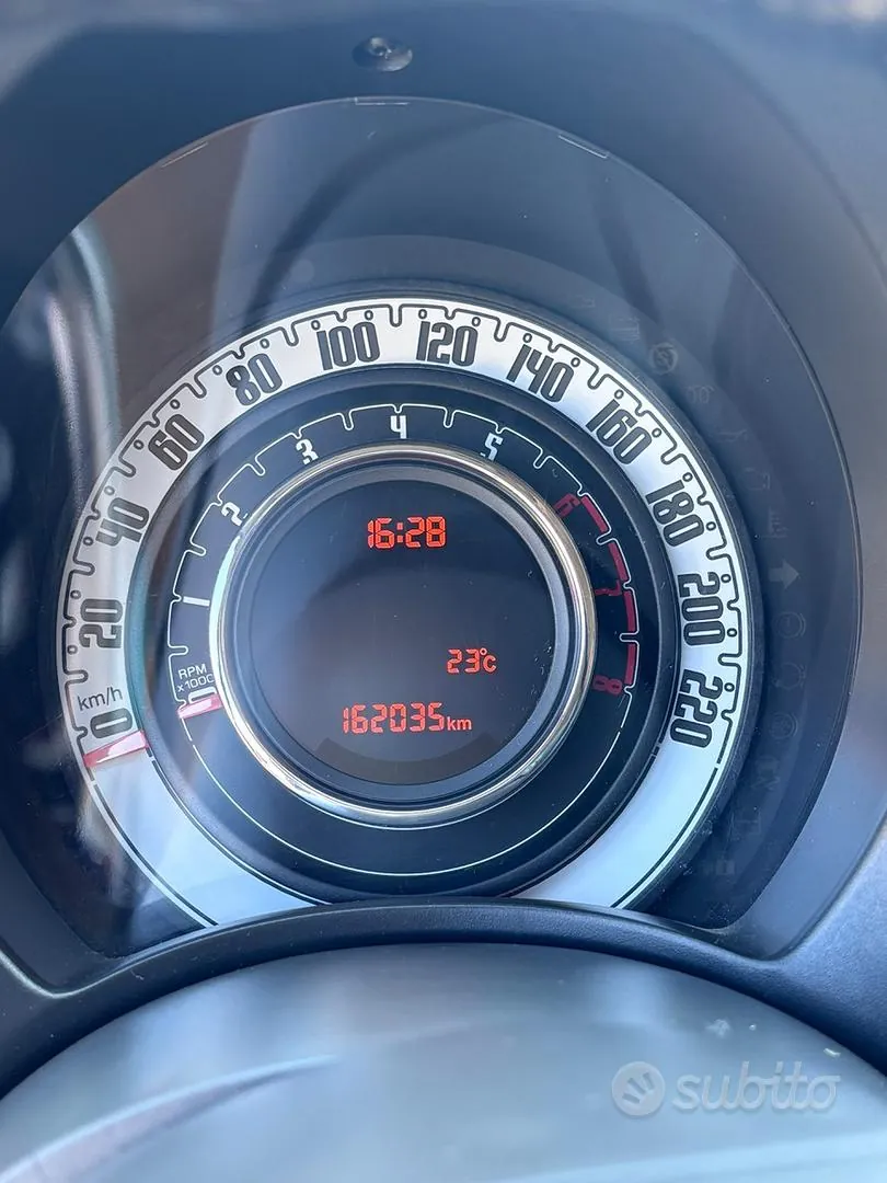 Fiat 500 2015 photo 4