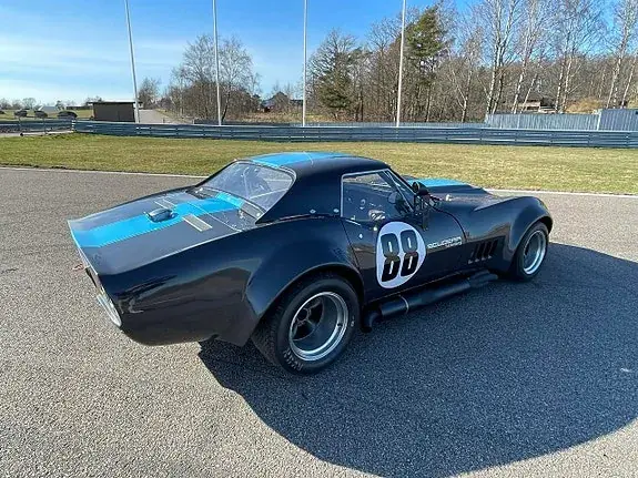 Chevrolet Corvette 1969 photo 4