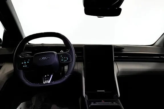 Ford Capri 2026 photo 4