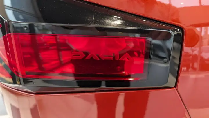 Dacia Duster 2026 photo 3