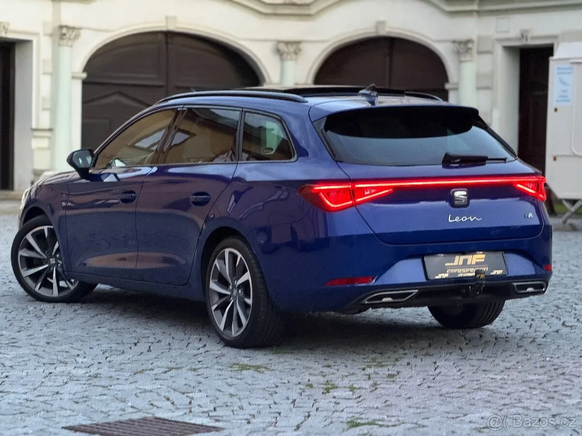 Seat Leon 2021 photo 2
