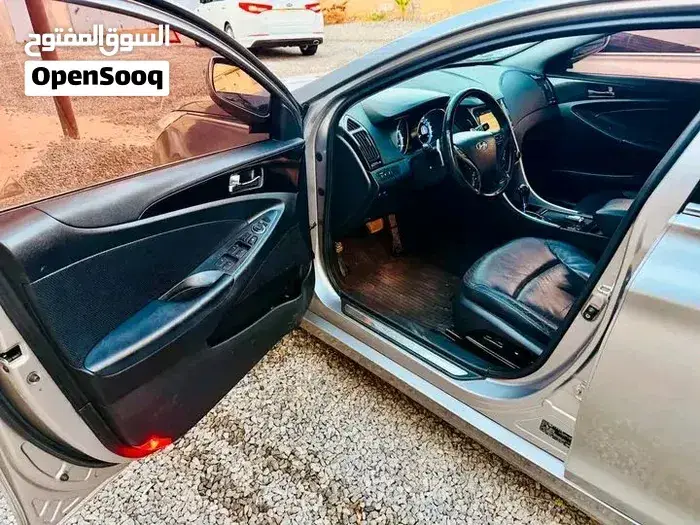 Hyundai Sonata 2012 photo 3