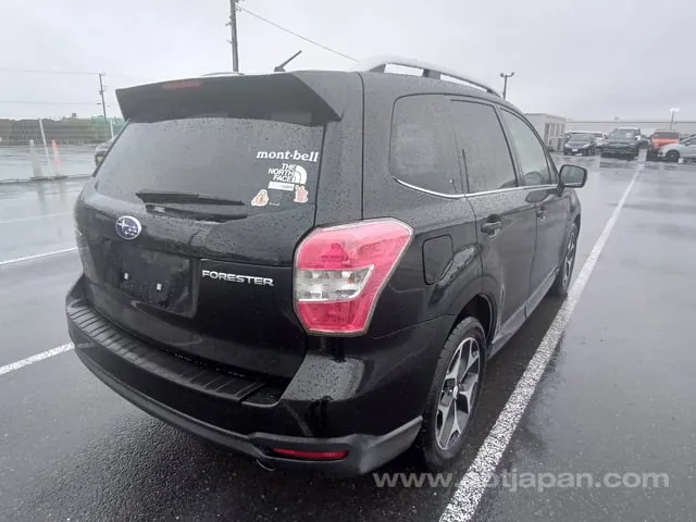 Subaru Forester 2013 photo 4