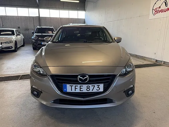 Mazda 3 2015 photo 2