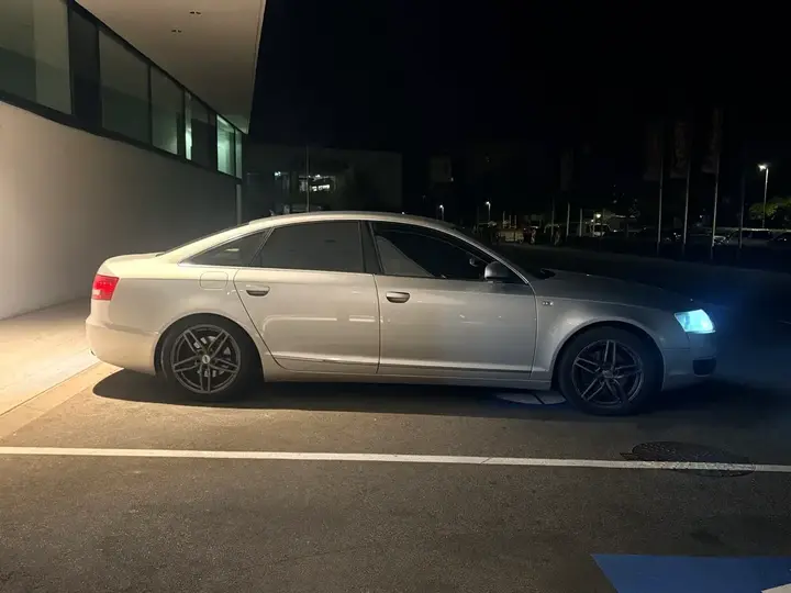 Audi A6 Allroad 2004 photo 2