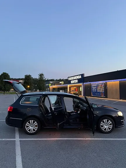 Volkswagen Passat 2010 photo 5