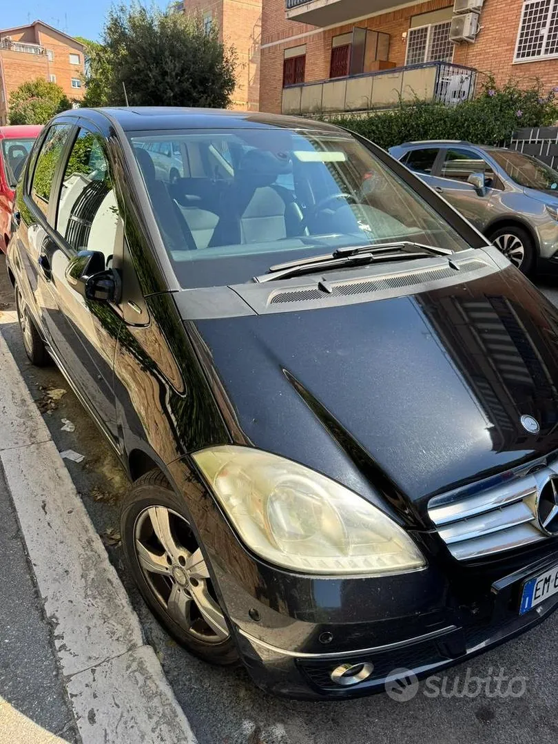 Mercedes-Benz A-Class 2011 photo 5