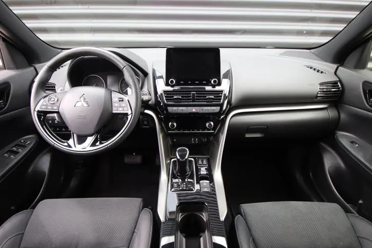 Mitsubishi Eclipse Cross 2024 photo 3