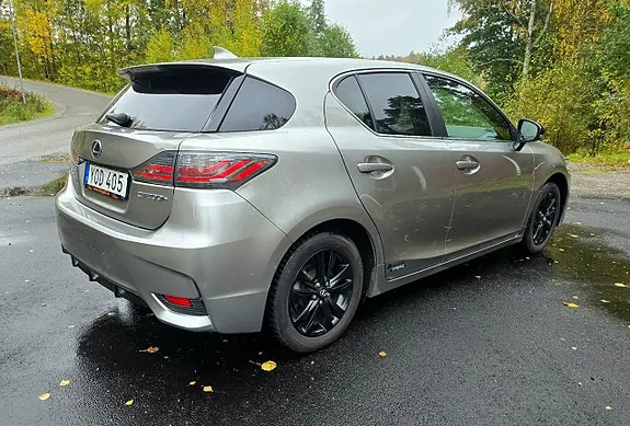 Lexus Ct200H 2017 photo 5