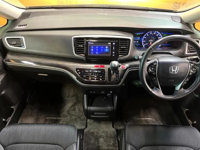Honda Odyssey Hybrid 2016 photo 2