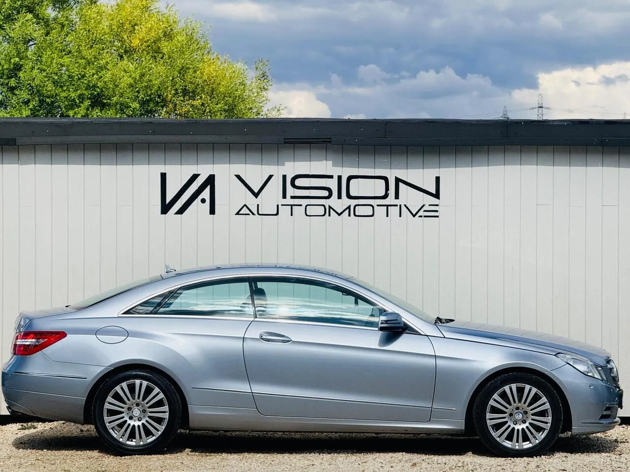 Mercedes-Benz E-Class 2012 photo 5